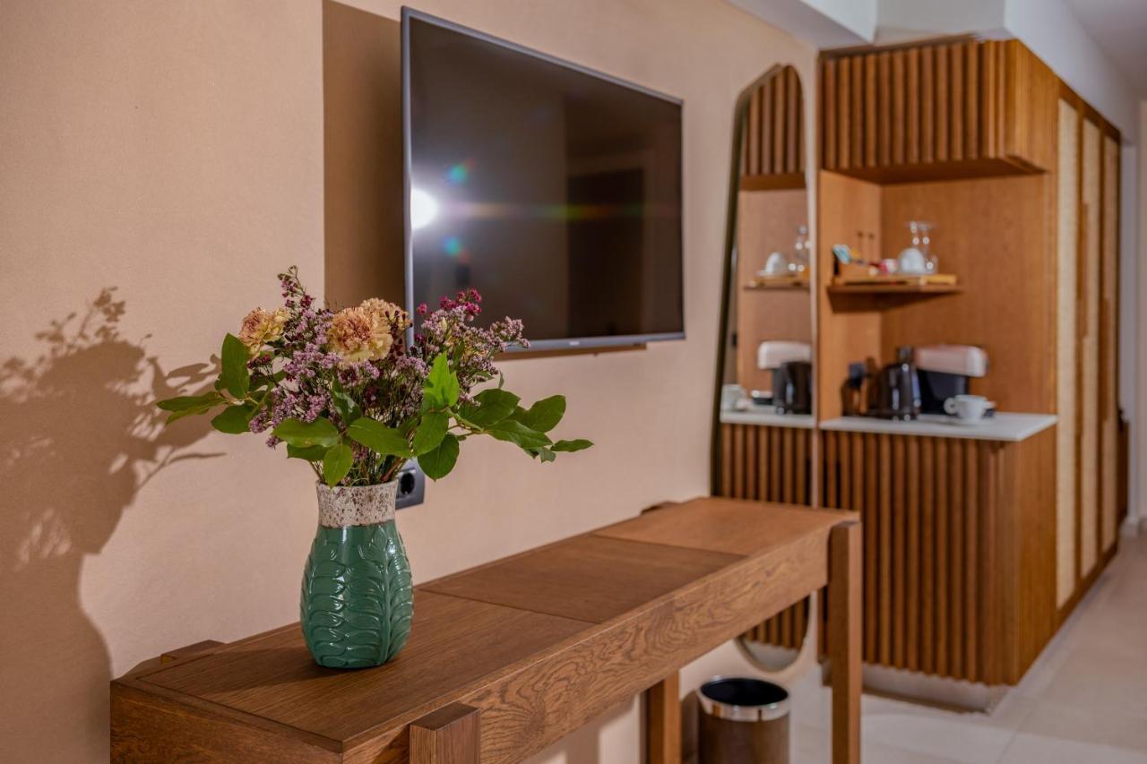 Minos Ambassador Suites & Spa - Adults Only Rethymno  Luaran gambar