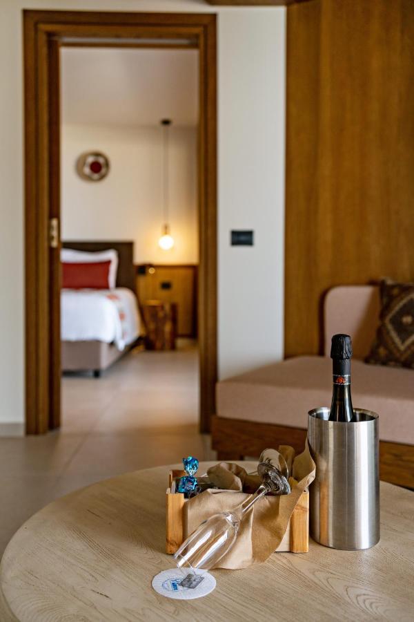 Minos Ambassador Suites & Spa - Adults Only Rethymno  Luaran gambar