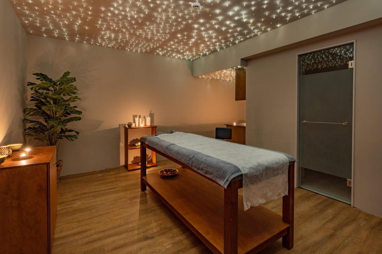 Minos Ambassador Suites & Spa - Adults Only Rethymno  Luaran gambar